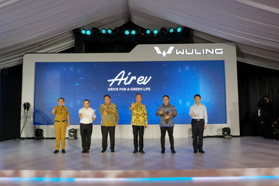 Des représentants du gouvernement indonésien et l’ambassadeur de Chine en Indonésie ont assisté à la cérémonie de déploiement d’Air ev